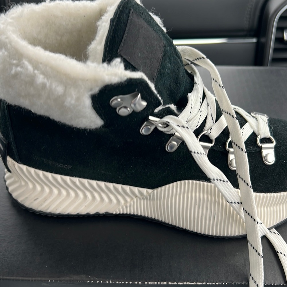 Sorel Out and About III conquest